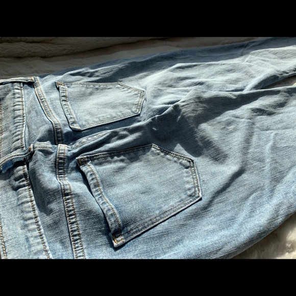 Old Navy Blue denim Boyfriend Jeans - Picture 4 of 4